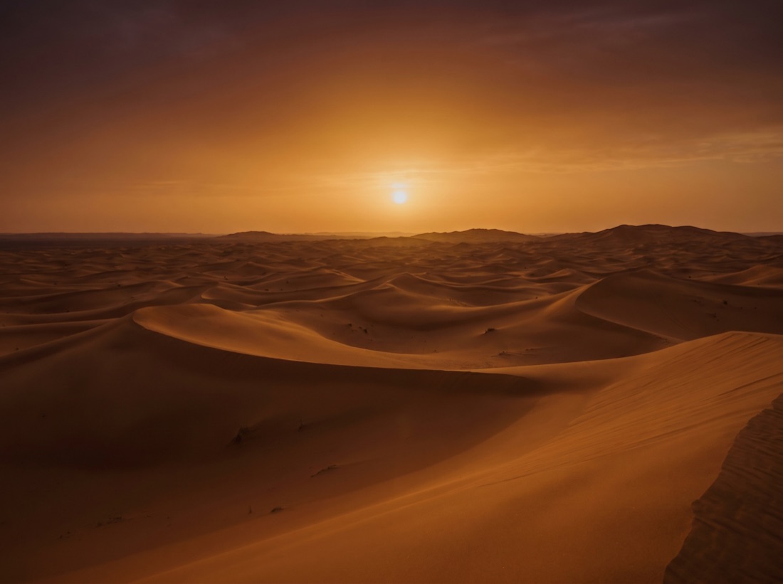 AI-generated desert landscape at dusk